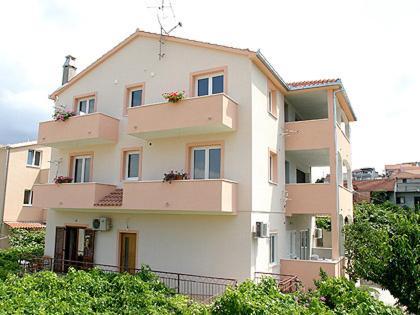 Apartments Belas Trogir Exterior photo